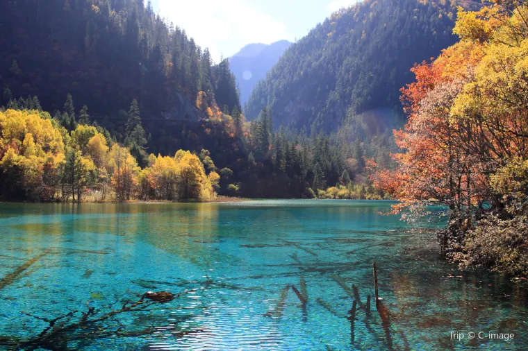 Jiuzhaigou