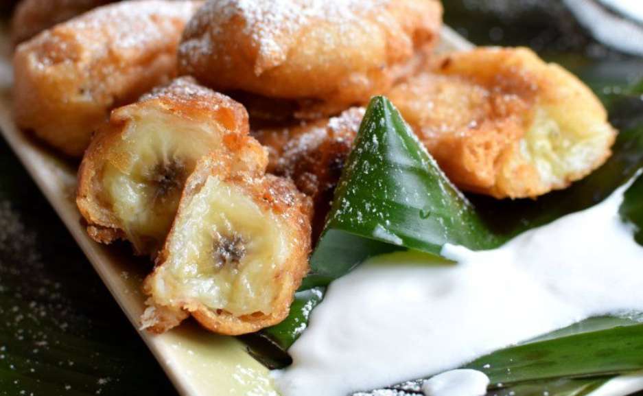 Fried banana with coconut