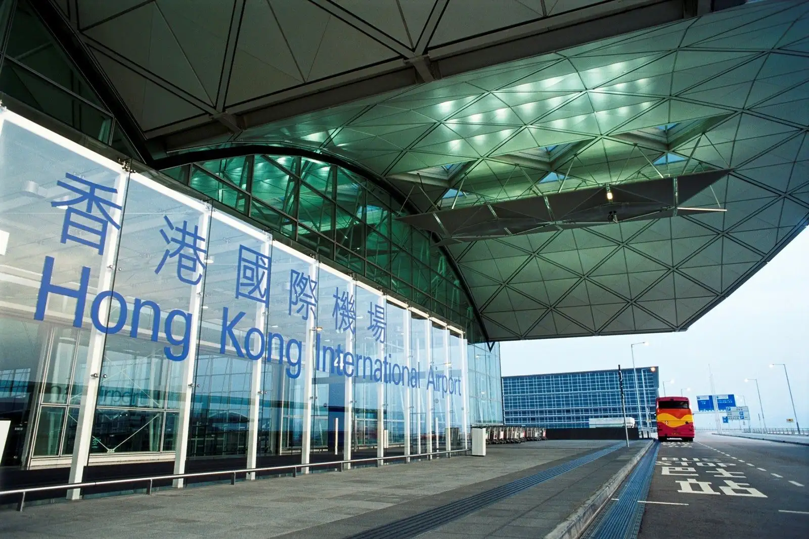 香港の地下鉄でAirport Expressを使う場合の運賃と注意点