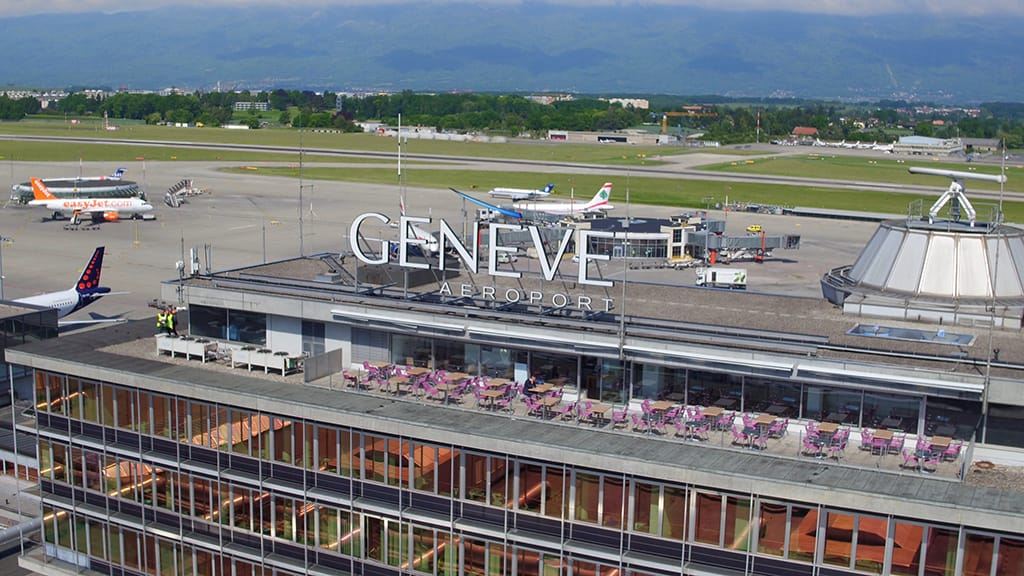 naik pesawat ke geneva