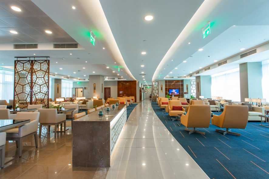 【T2】The Emirates Lounge