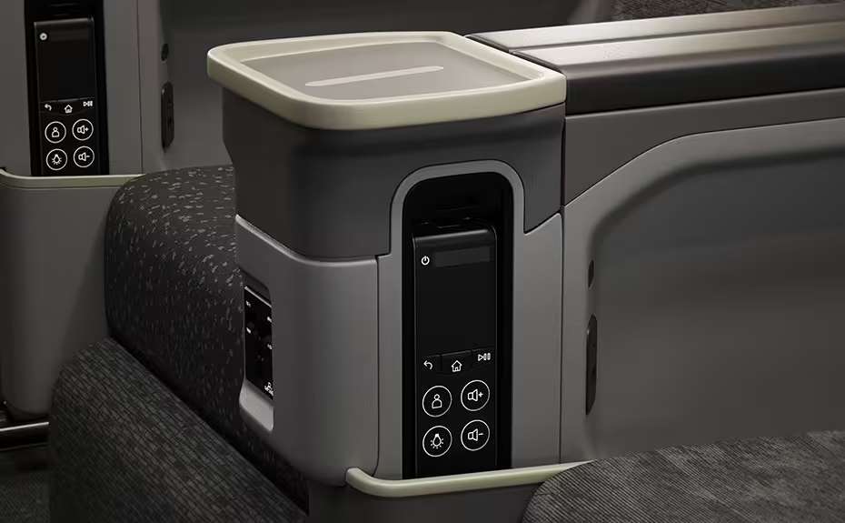 電源・USBポート・テーブル設備