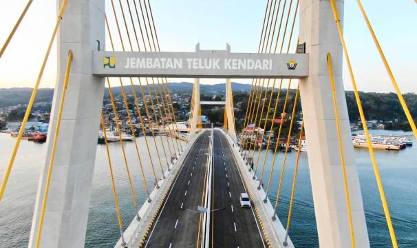 Jembatan Teluk Kendari