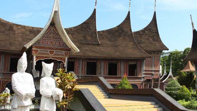 Mengapa Booking Perjalanan Pekanbaru ke Padang di Trip.com?