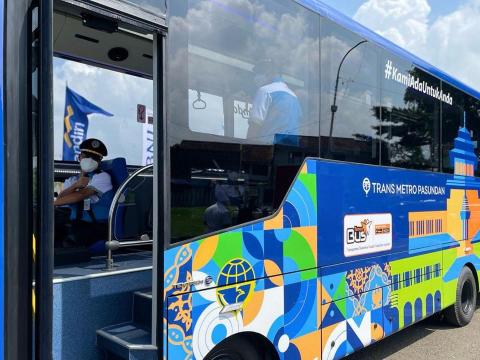 Cara Naik Trans Metro Pasundan