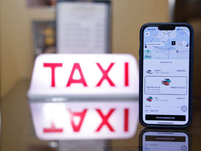 Hong Kong Taxi App: Uber