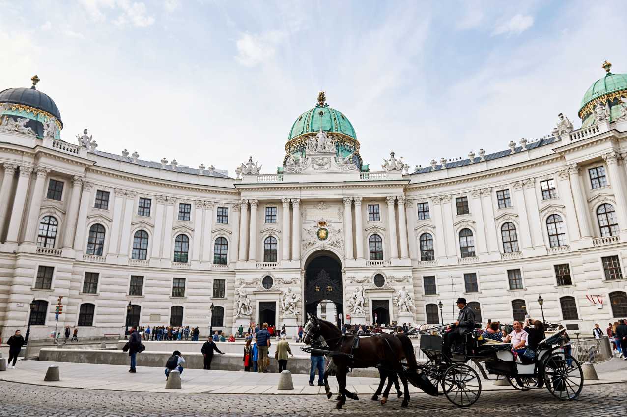 Pilih Transportasi Prague ke Vienna Sesuai Kebutuhan