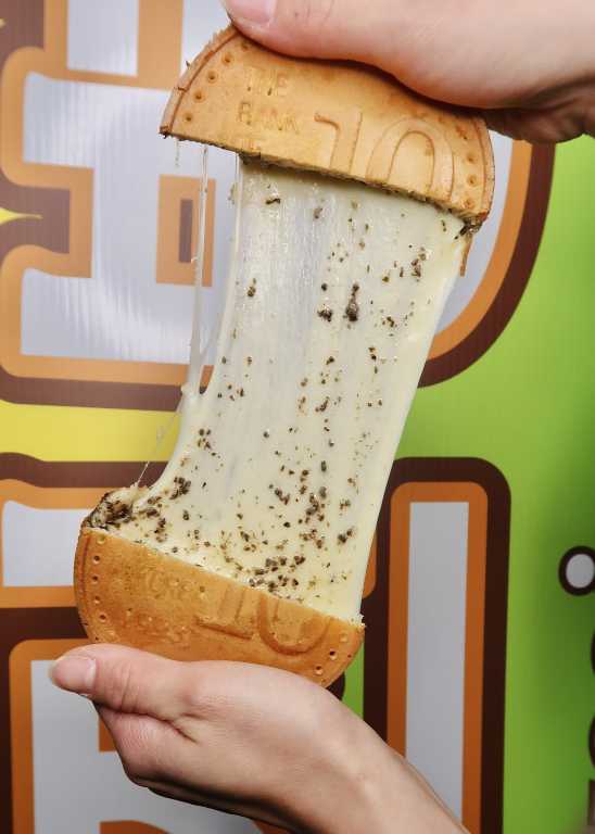 What to Eat & Drink at the Winter Night Market 2026