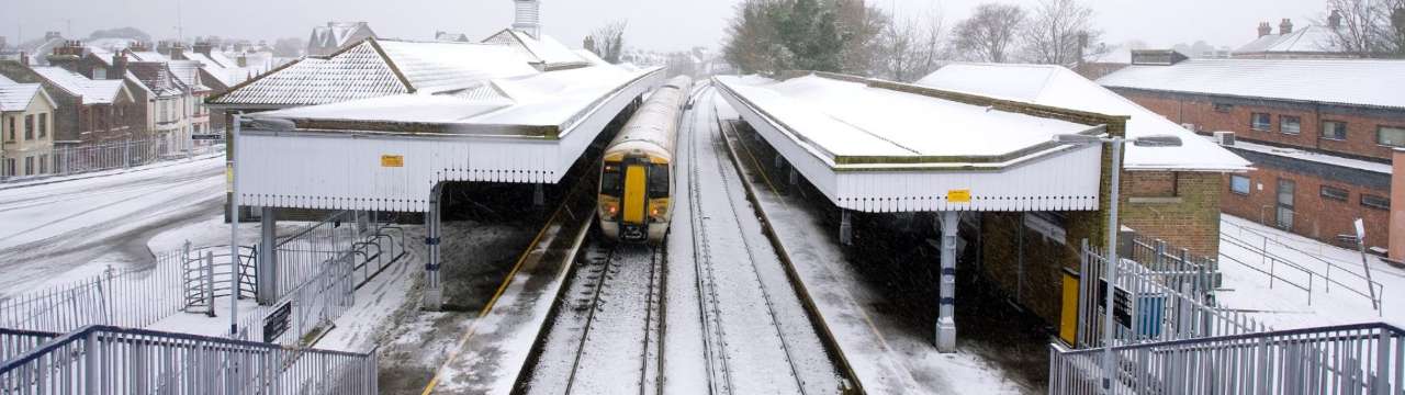 4 snowy winter day trips by train: Peak District &amp; more
