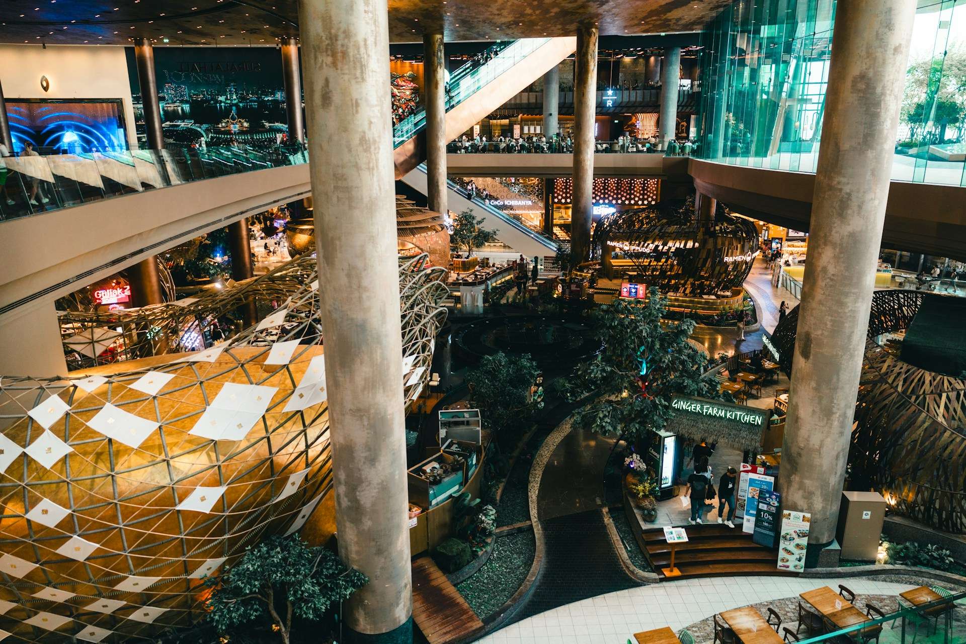 ターミナル21 アソーク