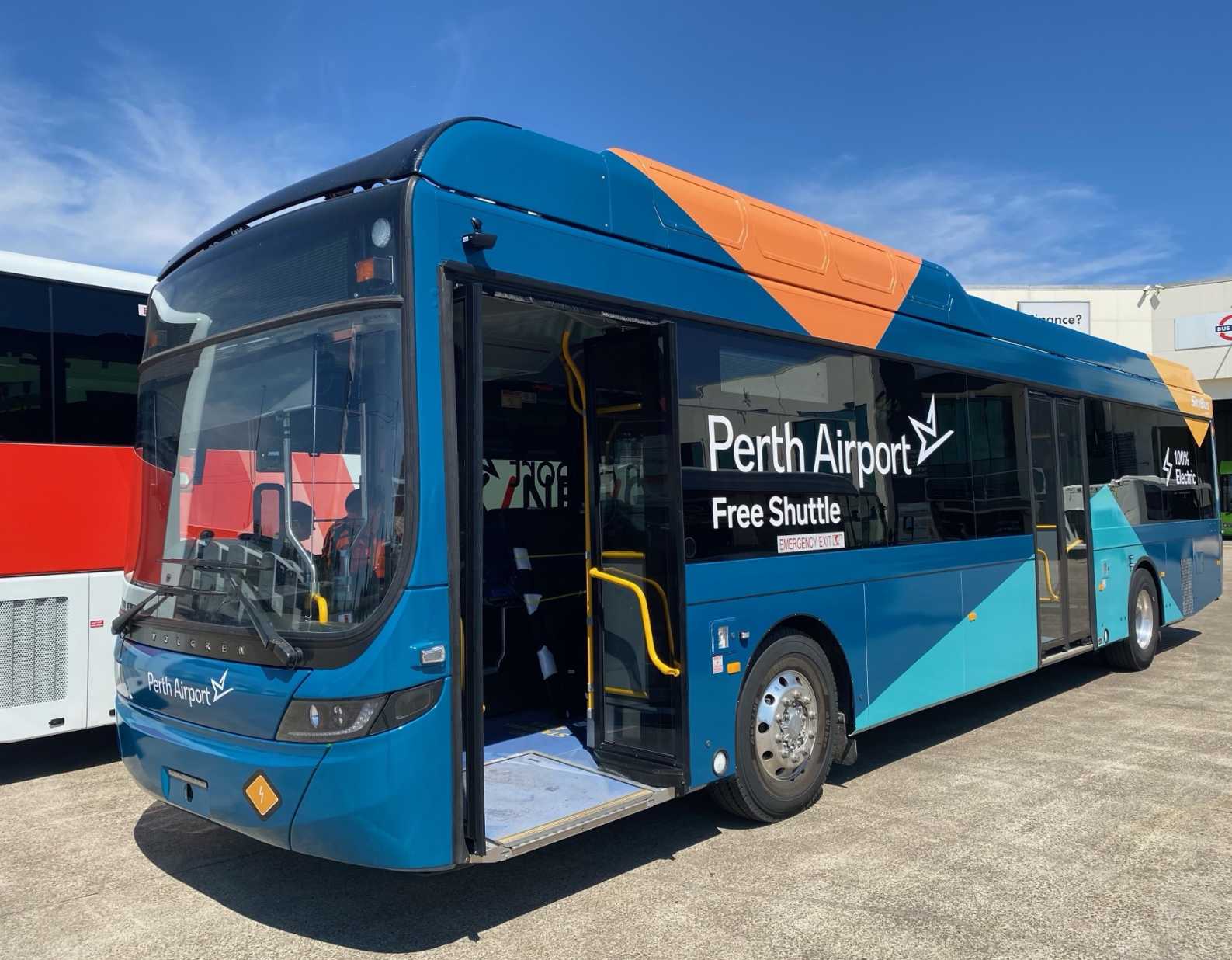 Bus Perth Airport to City