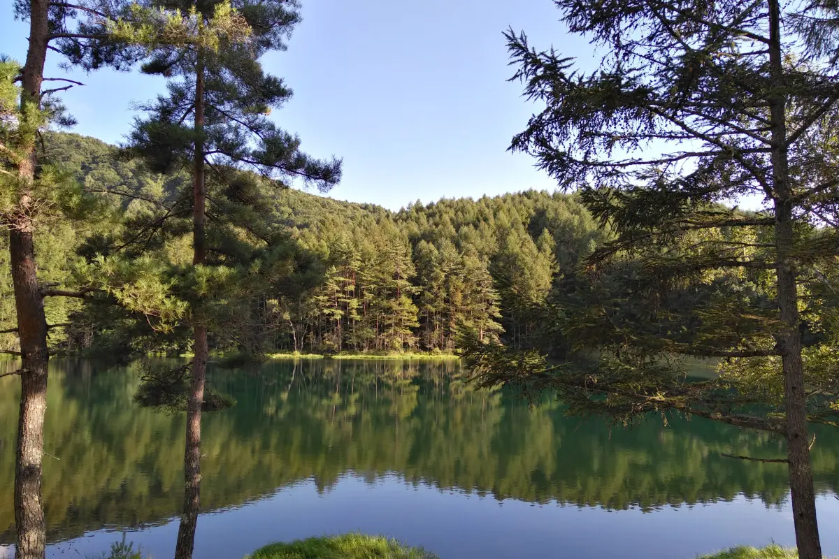 長野県：御射鹿池