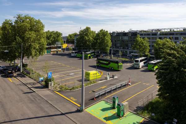 Naik Bus dari Zurich ke Lucerne