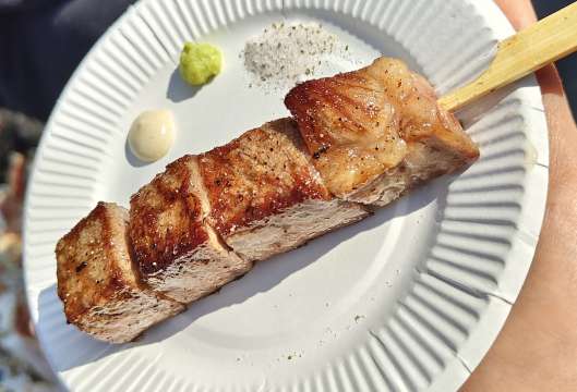 ร้าน Teppan-Yaki Tsukiji Ihachi วากิว A5 แบบไม้