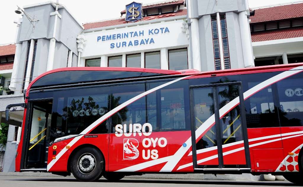 Suroboyo Bus