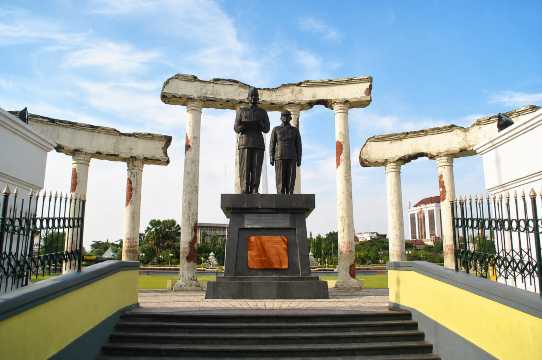 Tugu Pahlawan