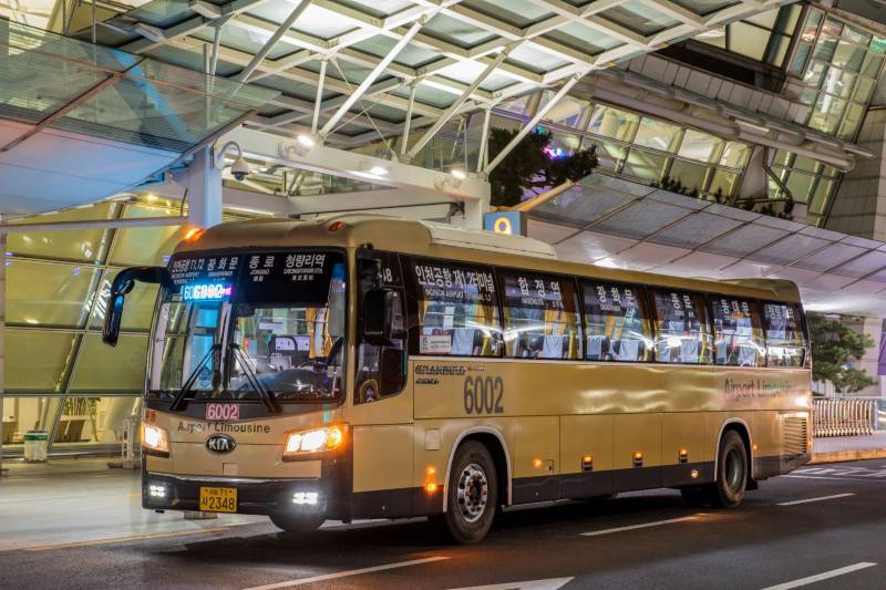 韓国のリムジンバス以外の移動手段3. チャーター（貸切送迎）