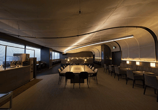 SKY LOUNGE SOUTH｜第3ターミナル