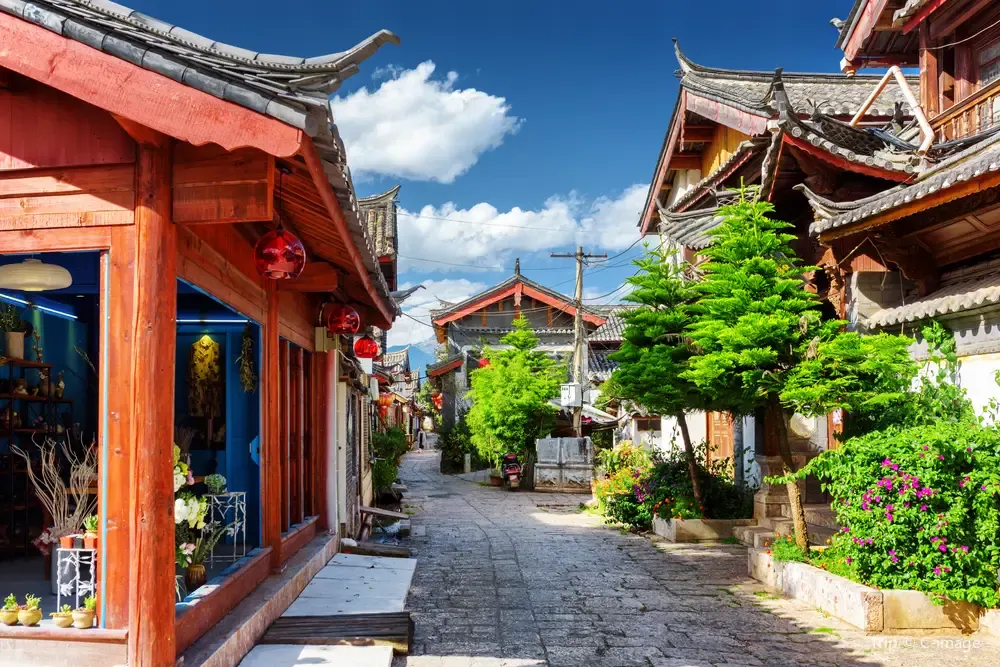 1. Telusuri Kota Tua Lijiang yang Memikat