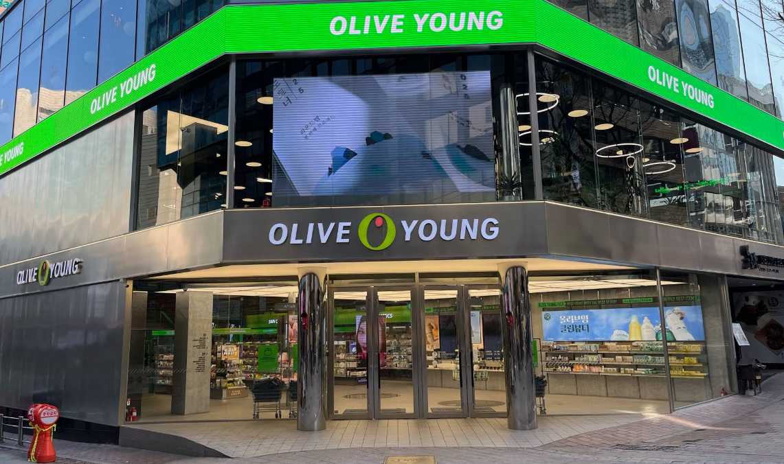 首爾行街 | Olive Young 明洞旗艦店