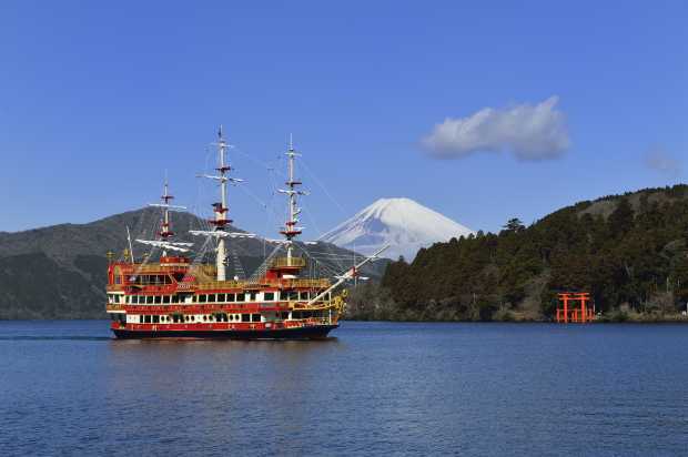Jelajahi Tempat Wisata Terbaik di Hakone