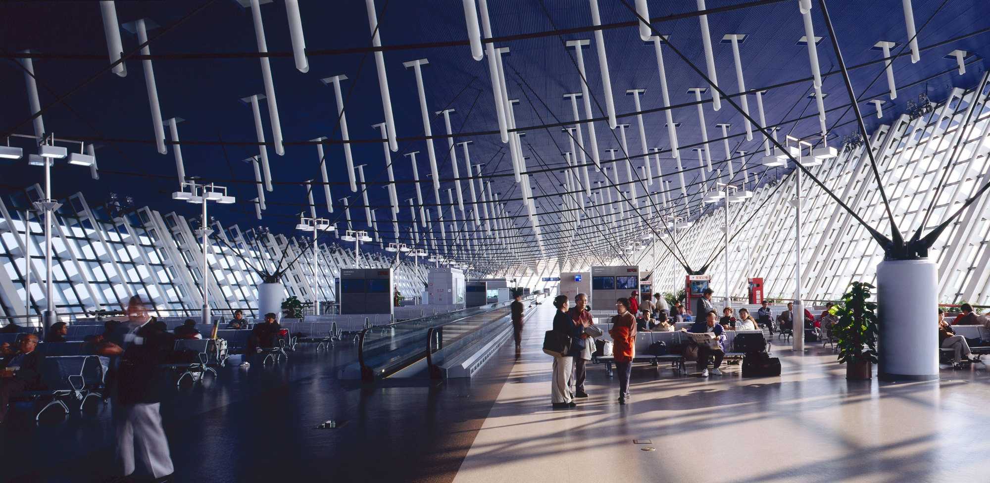 Which Shanghai Airport Is Better?