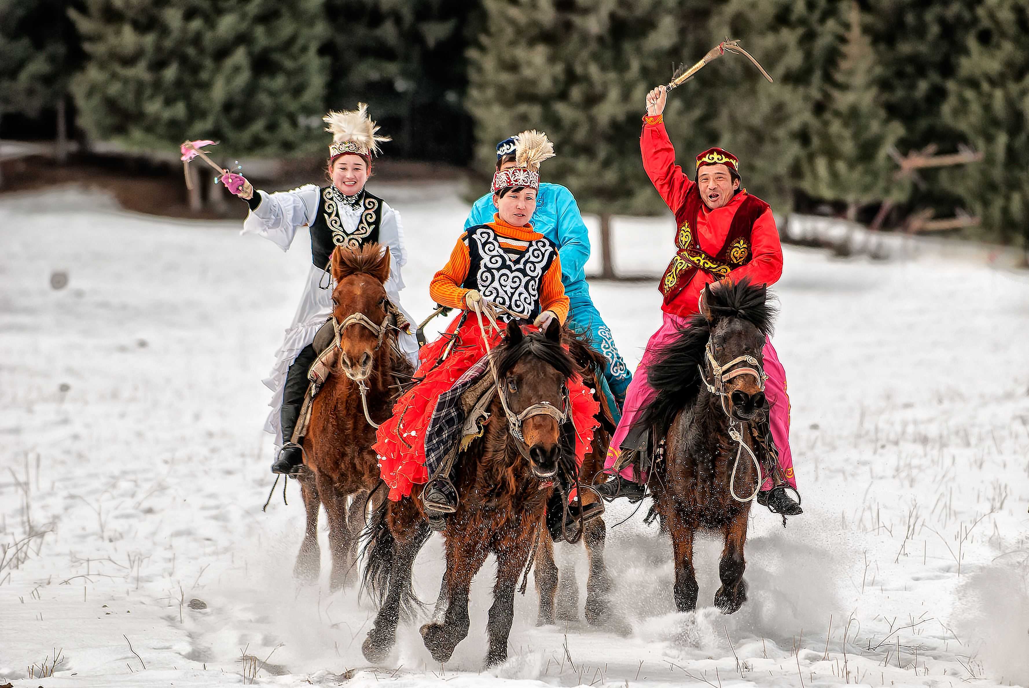 Fun Facts About Chinese People and Culture | Xinjiang Is Home to a Rich Mix of Ethnic Groups 