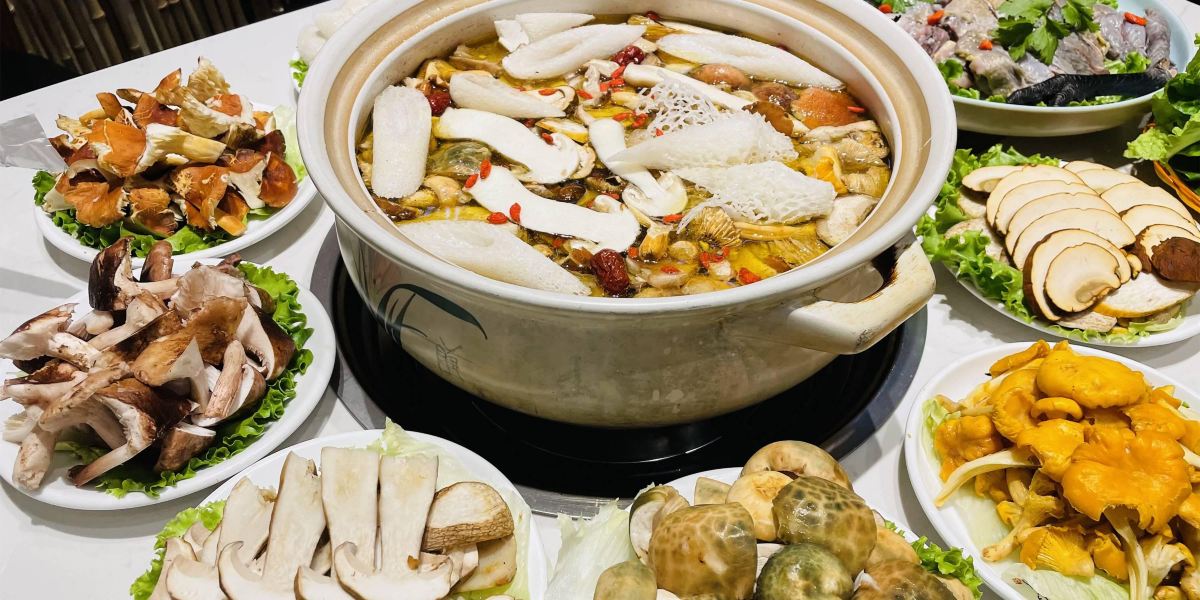 野生キノコ料理