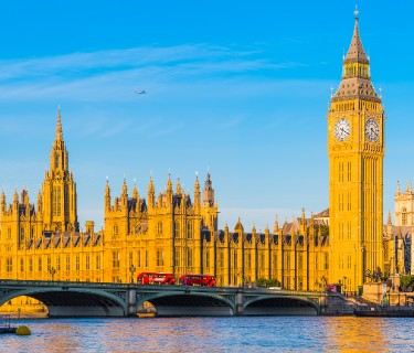 Visiting Big Ben: Tips for Travelling by Train