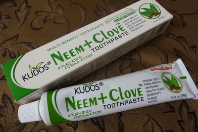 ニーム歯磨き粉