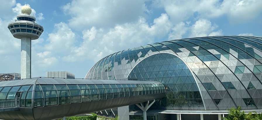 Singapore Changi Airport | Transportation Between 4 Terminals