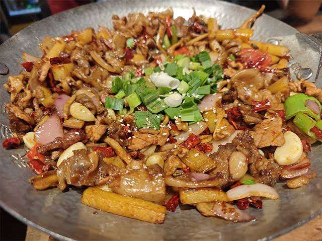 What to Eat in Zhangjiajie: Local Food You Must Try