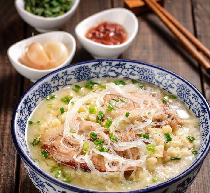 What to eat near Qin Shi Huang Tomb