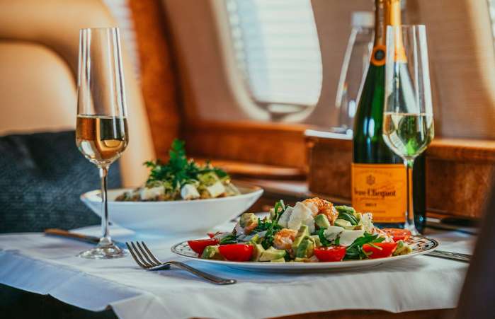 China Airlines Premium Economy| Wi-Fi, Meals & Amenities