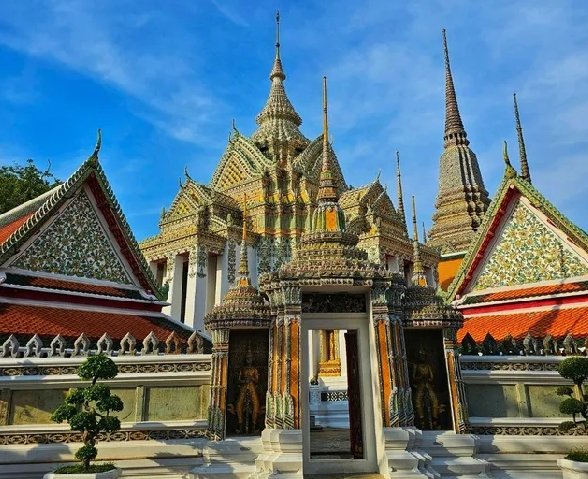 วัดพระเชตุพนวิมลมังคลารามราชวรมหาวิหาร หรือวัดโพธิ์