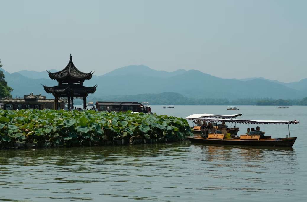 Travel Tips & Cultural Awareness for China Holidays