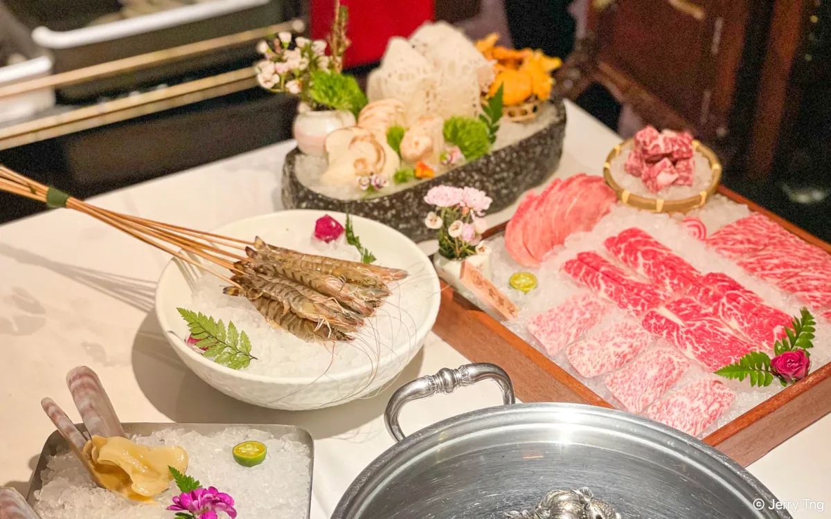 Shanghai Halal Seafood Hotpot