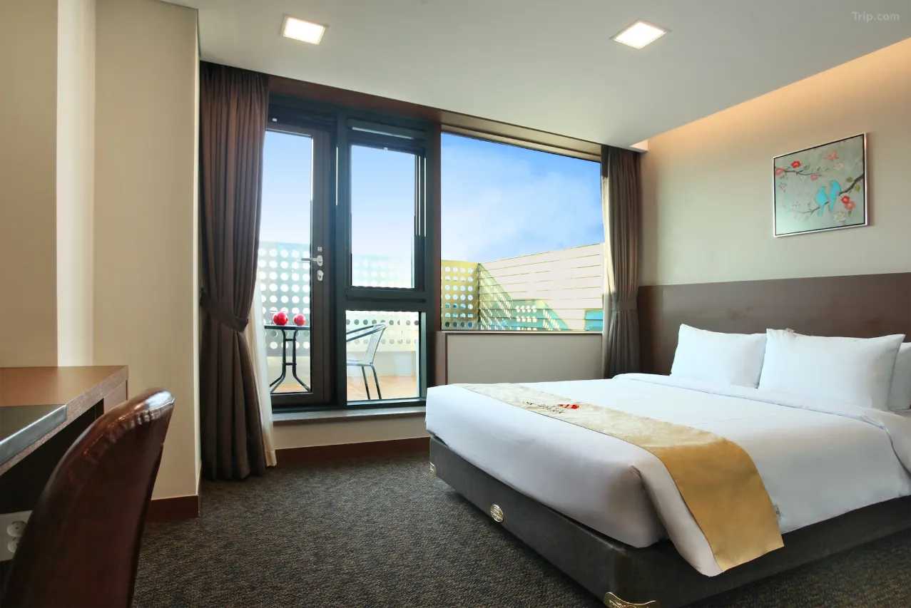 Hotel Skypark Kingstown Dongdaemun Balcony Double Room