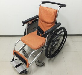 空港内の貸出車椅子を利用できる