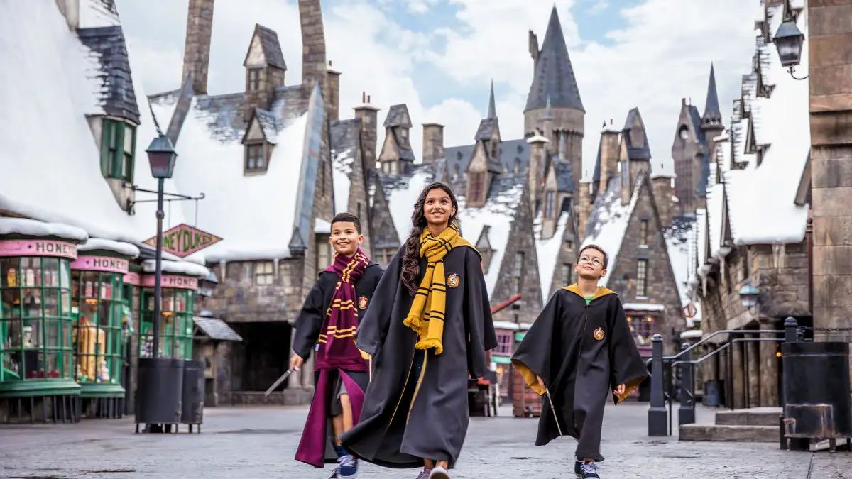 เที่ยวชมโซน The Wizarding World of Harry Potter