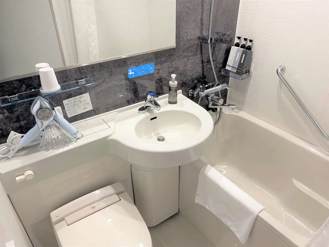 Hotel Keihan Kyoto Ekiminami Bathroom