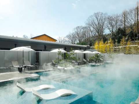 ROKU KYOTO｜一年中楽しめる天然温泉サーマルプール