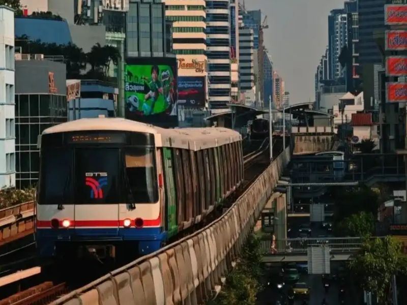  Skytrain Bangkok