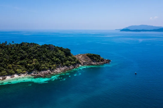 Photos of Rawa Island