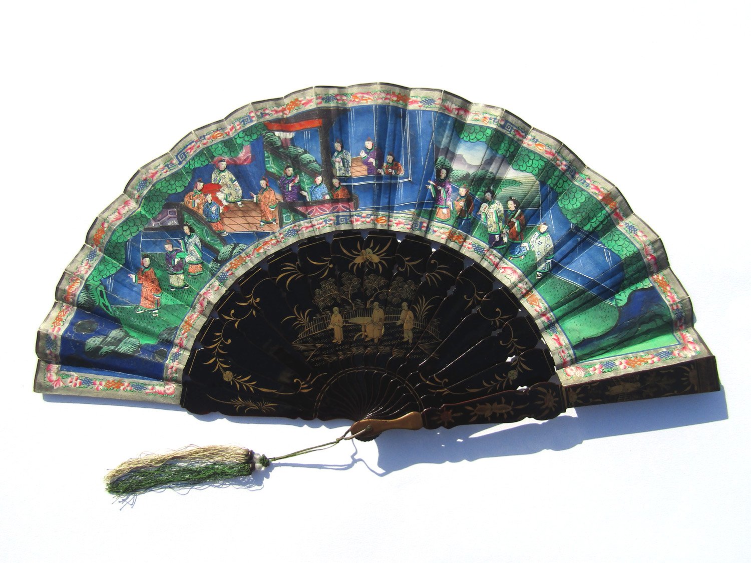 4. Experience the Elegance of Cantonese Fan Painting