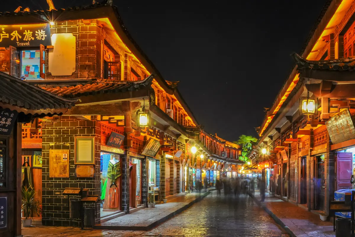 1. Wander Through the Enchanting Old Town of Lijiang