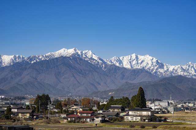長野県(信州)|「のってたのしい列車」と山岳リゾートの最高峰