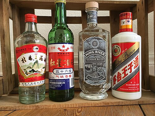 Chinesischer Schnaps (Baijiu)
