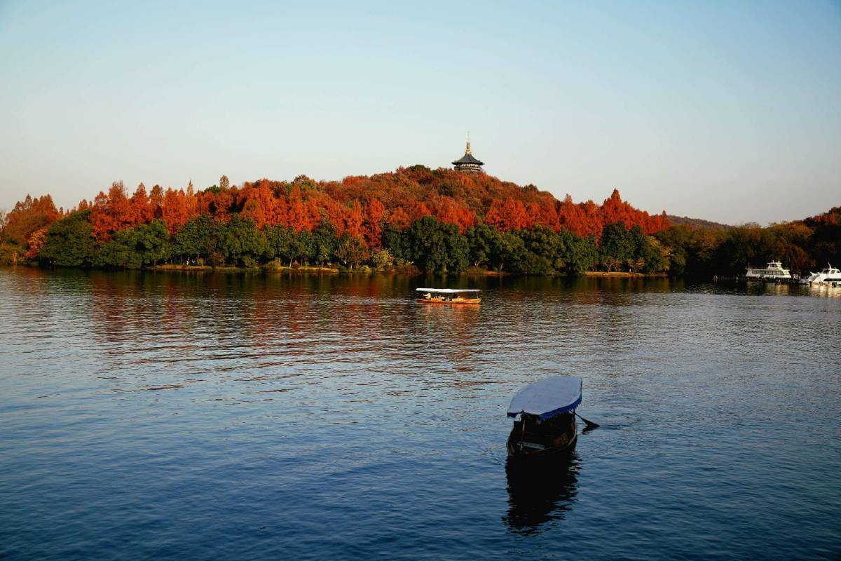 Things to Do at West Lake