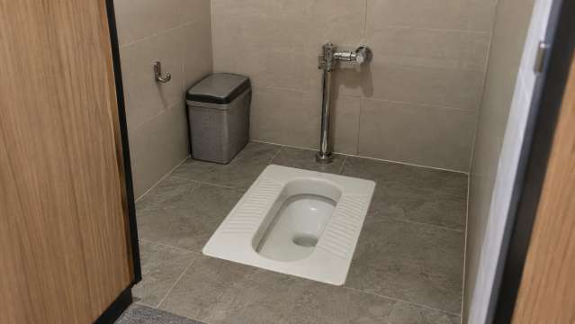 3. 中国のトイレは洋式？しゃがみ式？